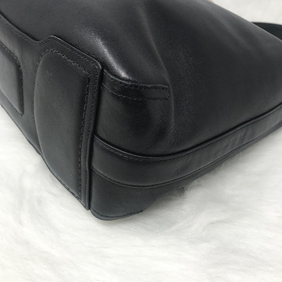 Authentic Coach Soho Hobo Purse - Picture 7 of 8